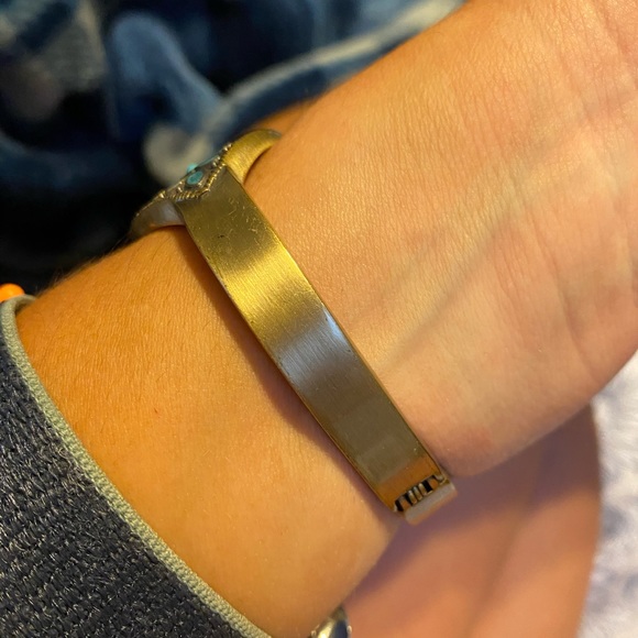 Turquoise and gold cuff - Picture 5 of 5